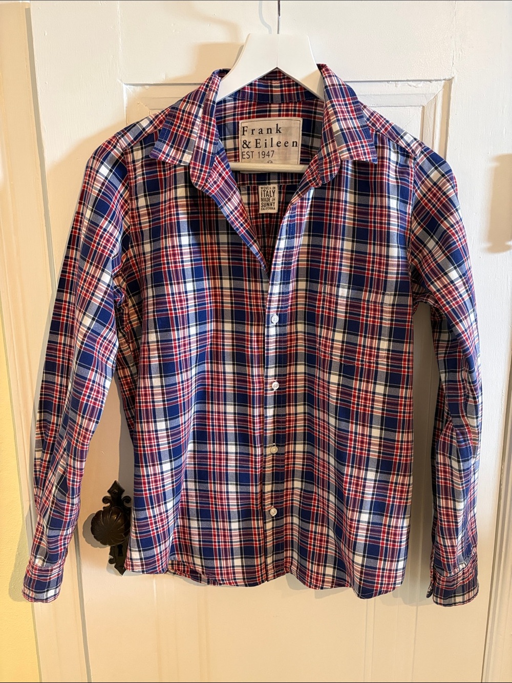 Frank & Eileen Barry Blue and Red Plaid Italian Flannel Button-Down Shirt M